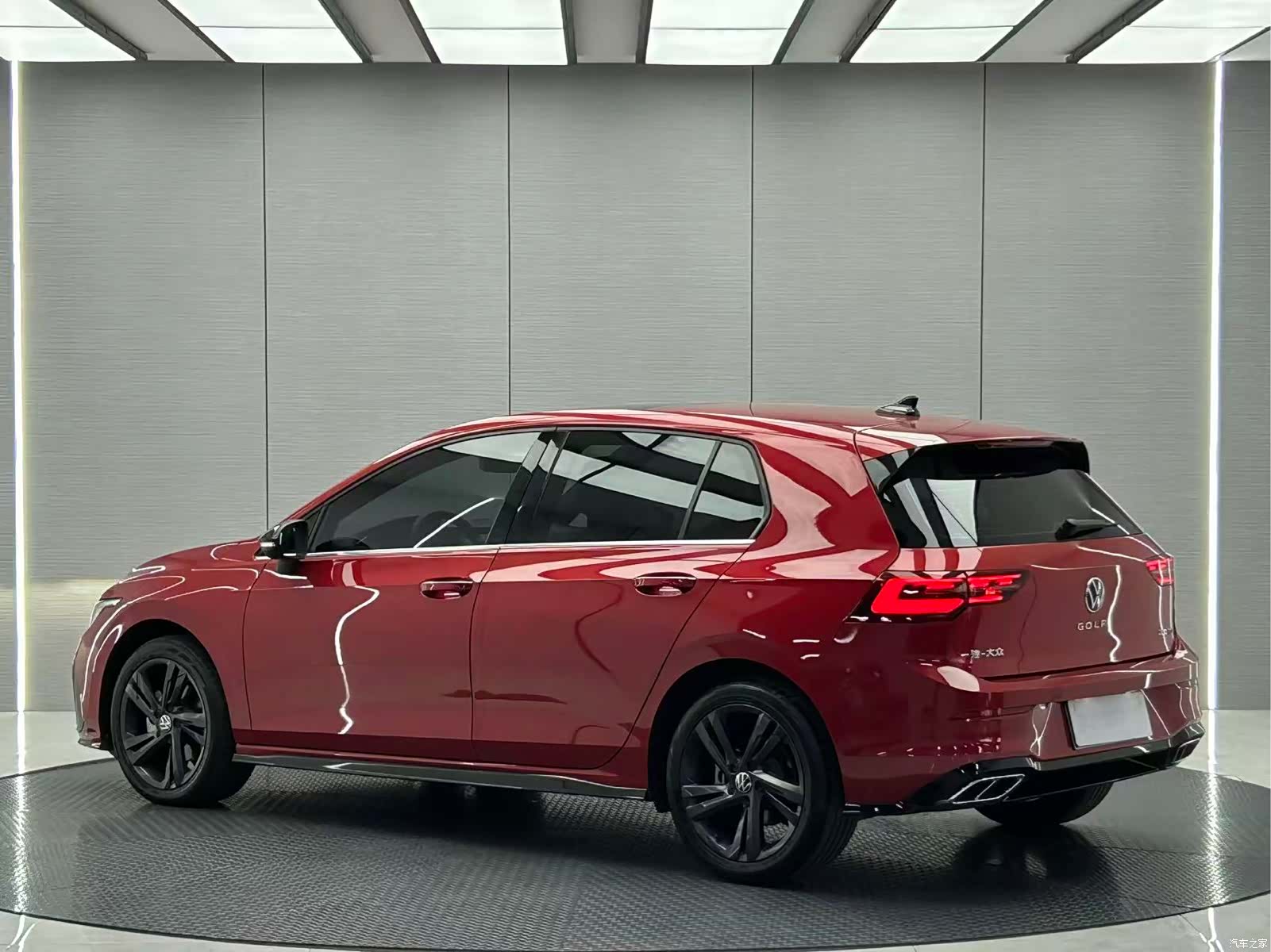Volkswagen Golf, 2022 3