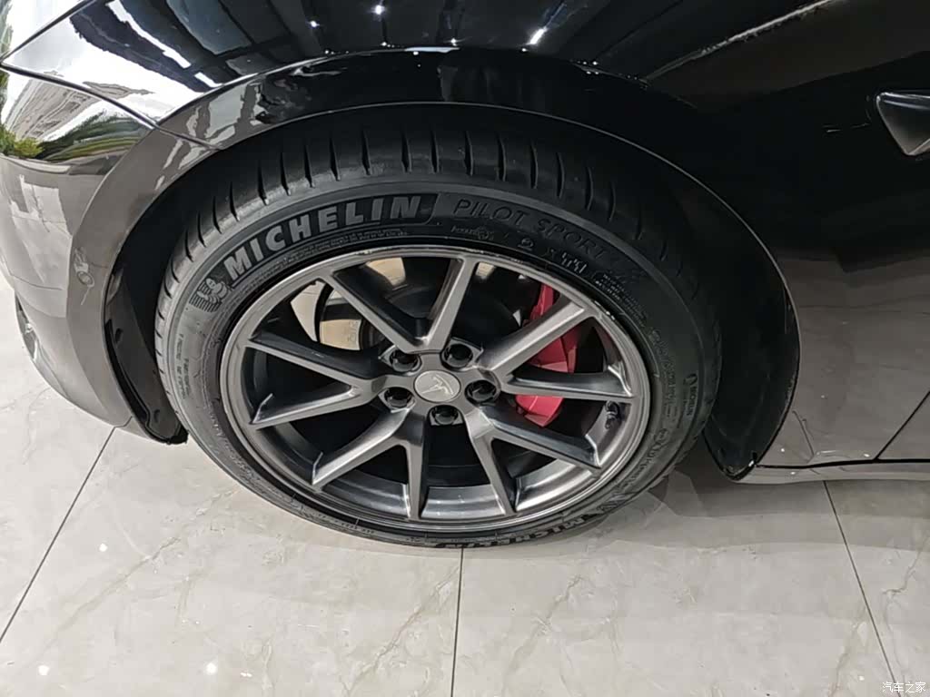 Tesla Model 3, 2021 23