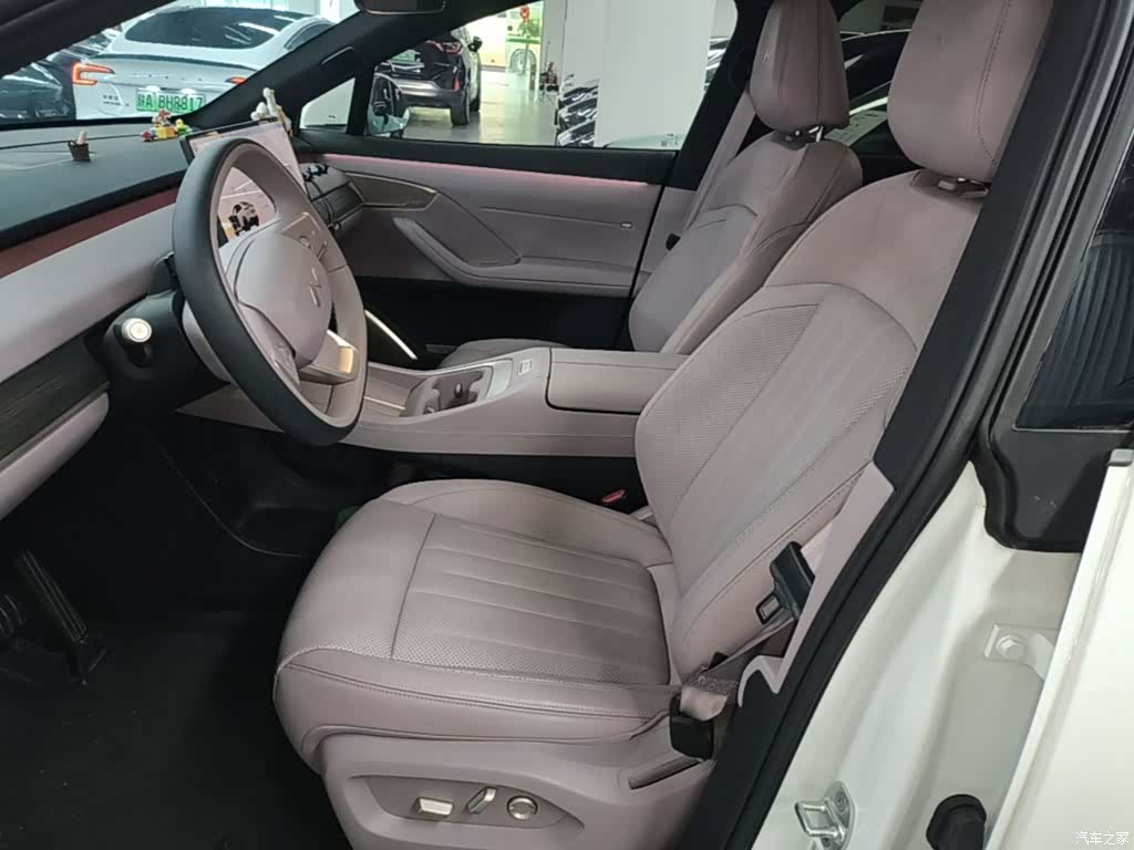 NIO L60, 2025 15