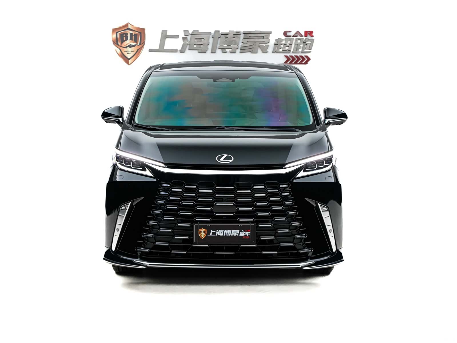Lexus LM, 2026 2