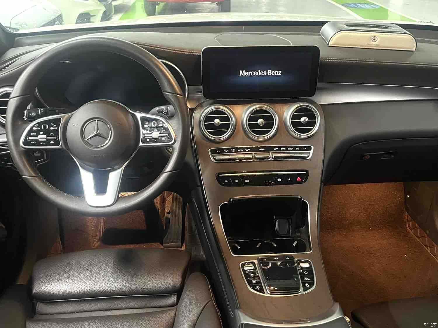Mercedes-Benz GLC, 2020 все фото