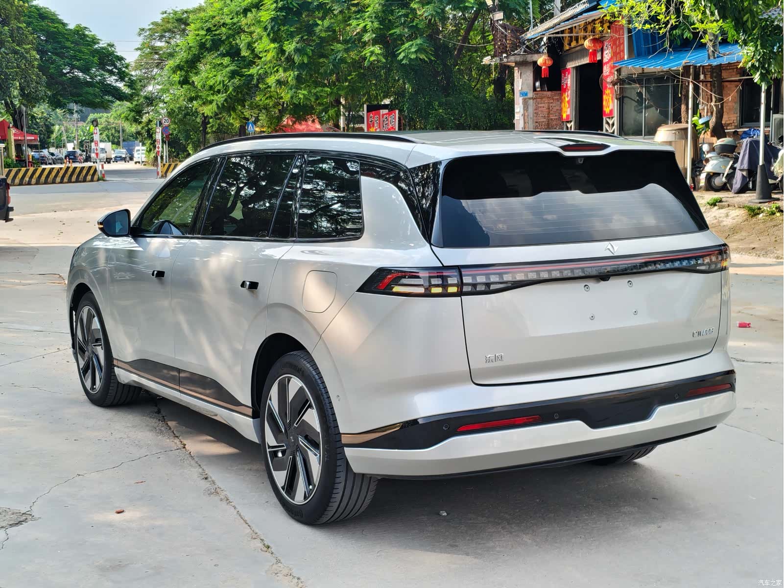 DongFeng eπ008, 2024 7