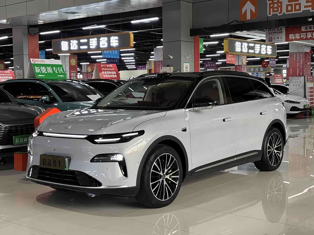 Leapmotor C11