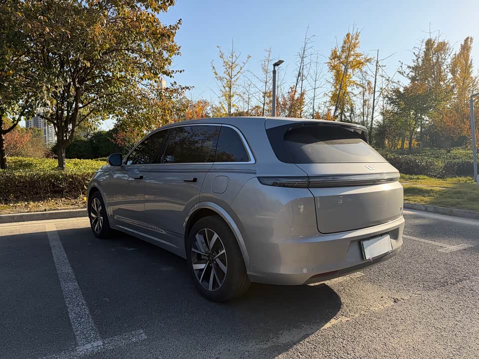 Li Auto Ideal L7