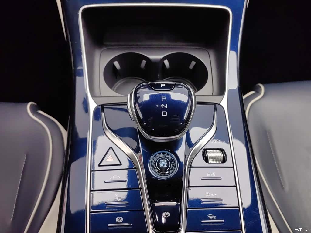 BYD Qin, 2022 13