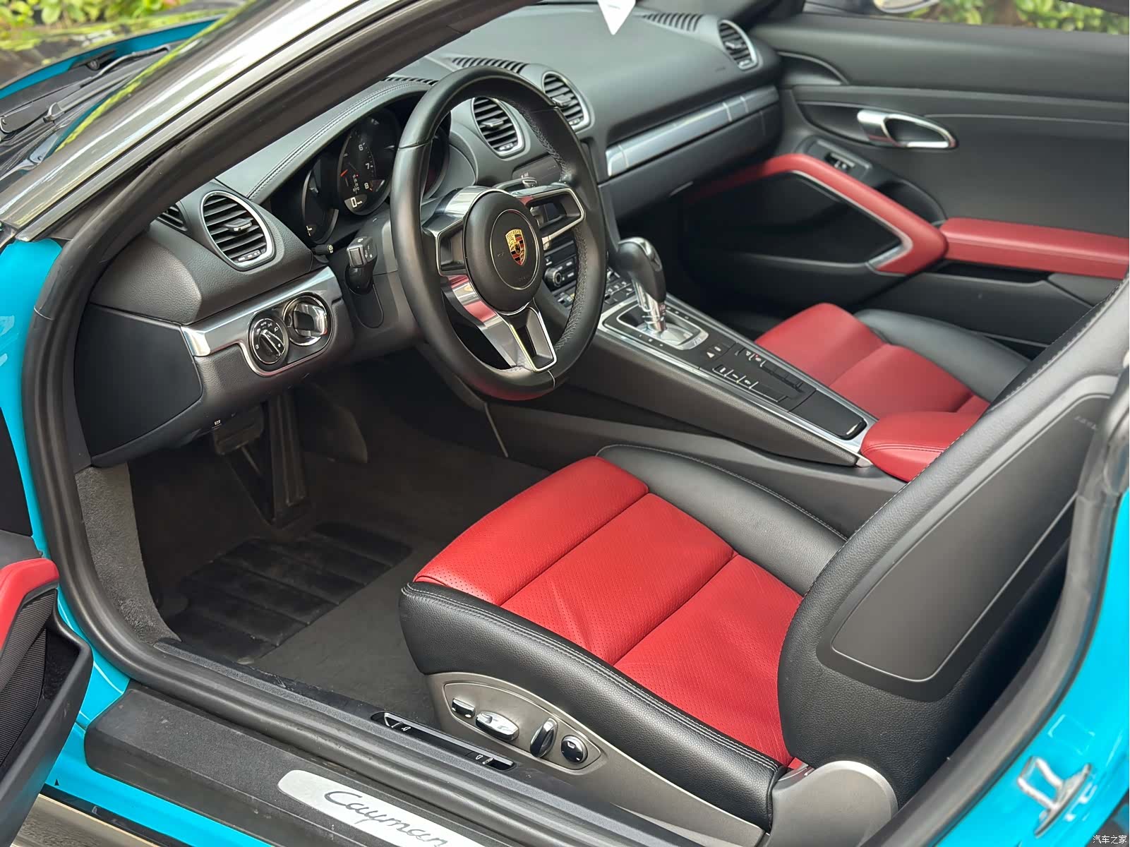 Porsche Cayman, 2018 10