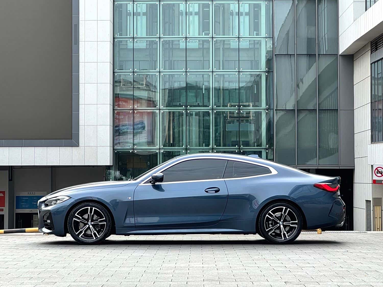 BMW 4 Series, 2024 10