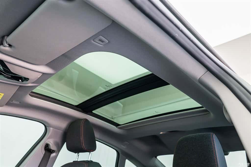 BMW 2 Series, 2023 20