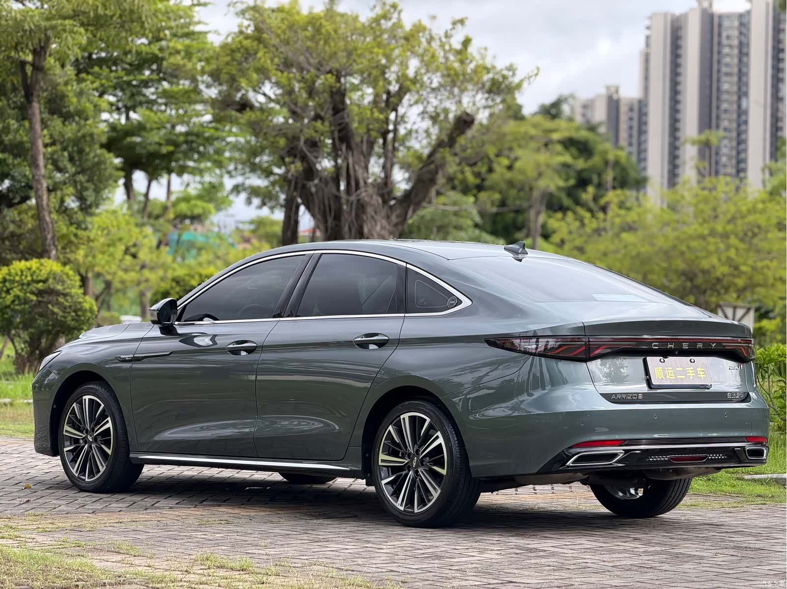 Chery Arrizo 8, 2025 13