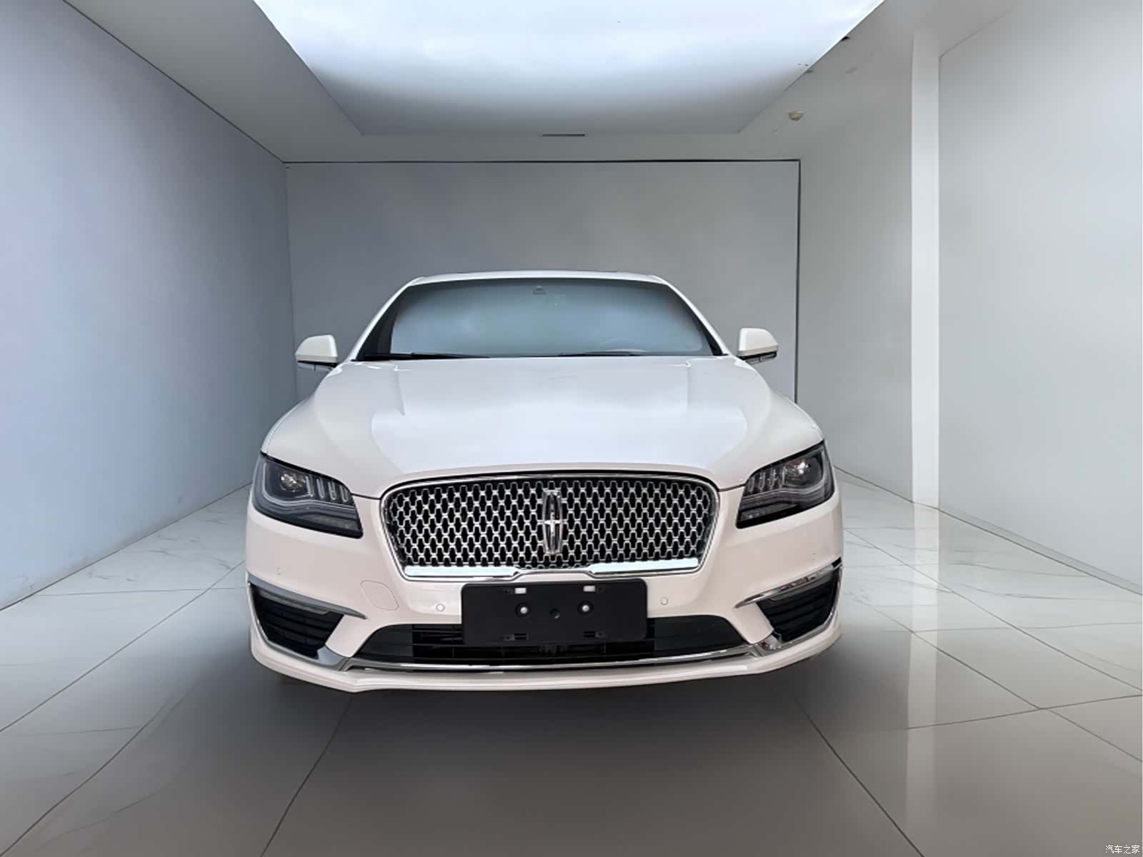 Lincoln MKZ, 2020 2