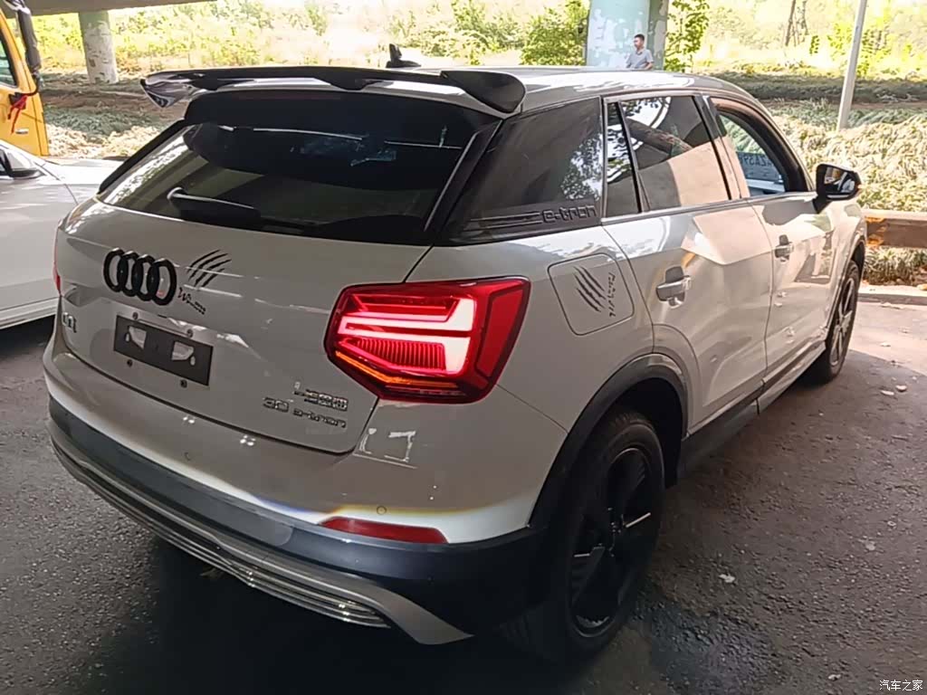 Audi e-tron, 2021 7
