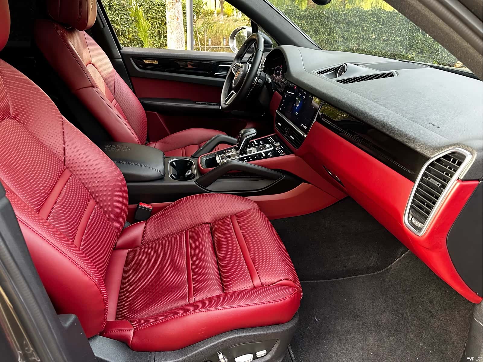 Porsche Cayenne, 2019 9