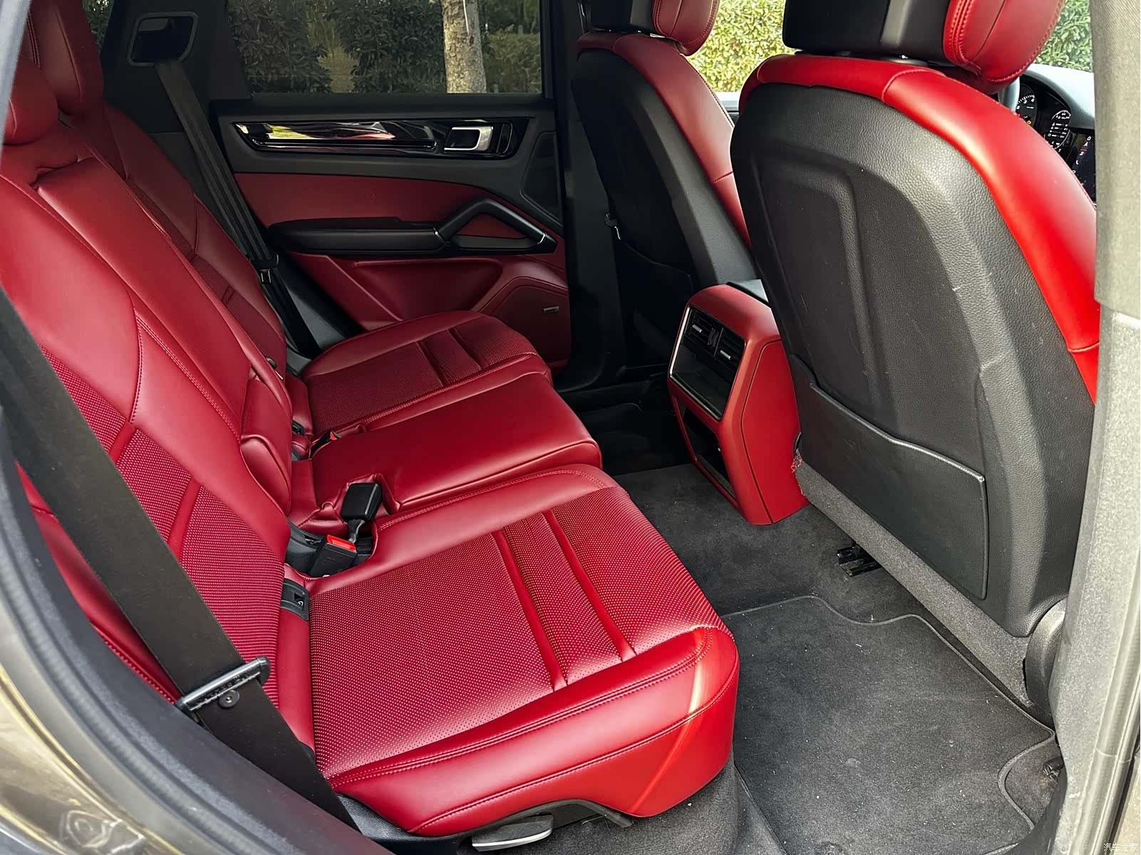 Porsche Cayenne, 2019 10