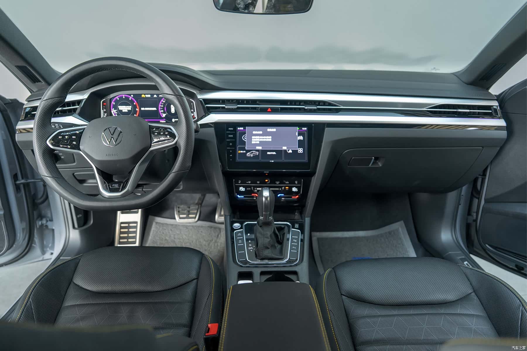 Volkswagen CC, 2025 10