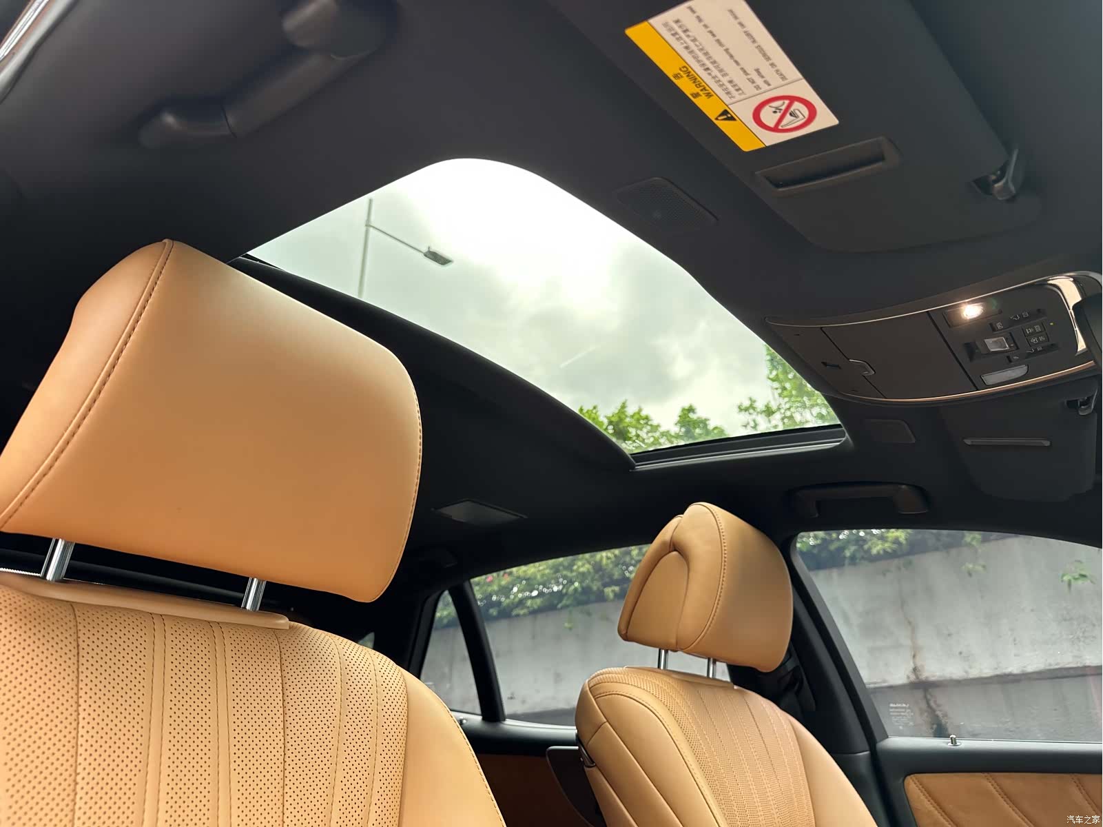 Lexus LS, 2022 18