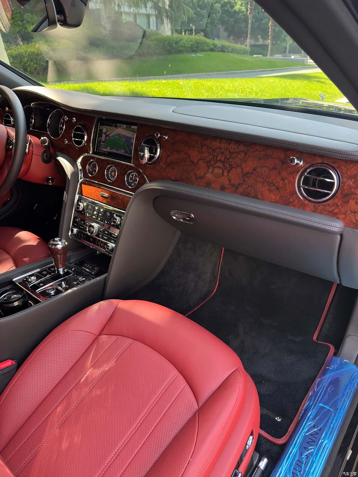 Bentley Mulsanne, 2020 12