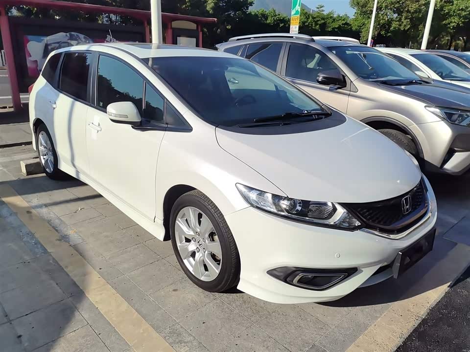 Honda Jade