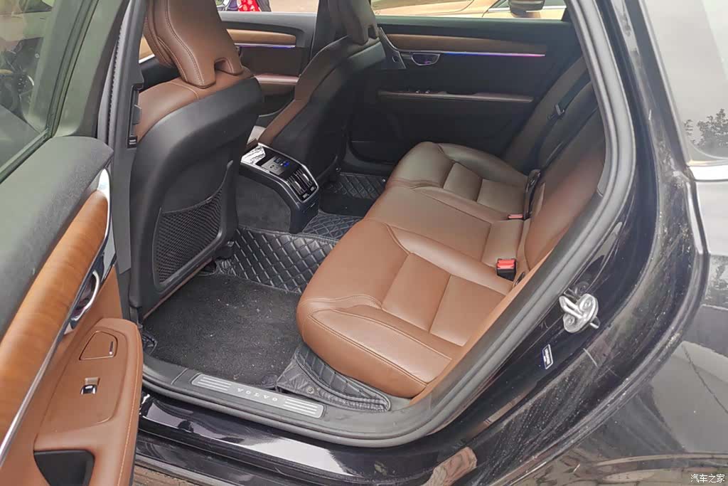 Volvo S90, 2022 11