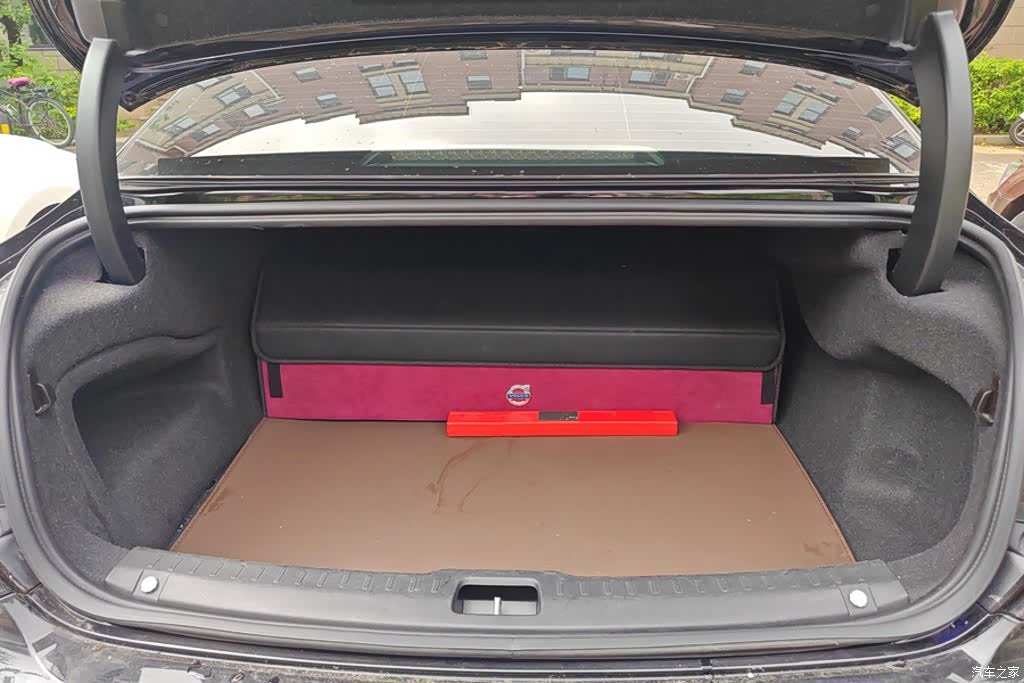 Volvo S90, 2022 4