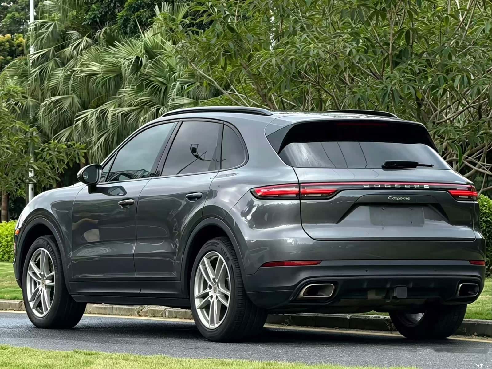 Porsche Cayenne, 2022 все фото