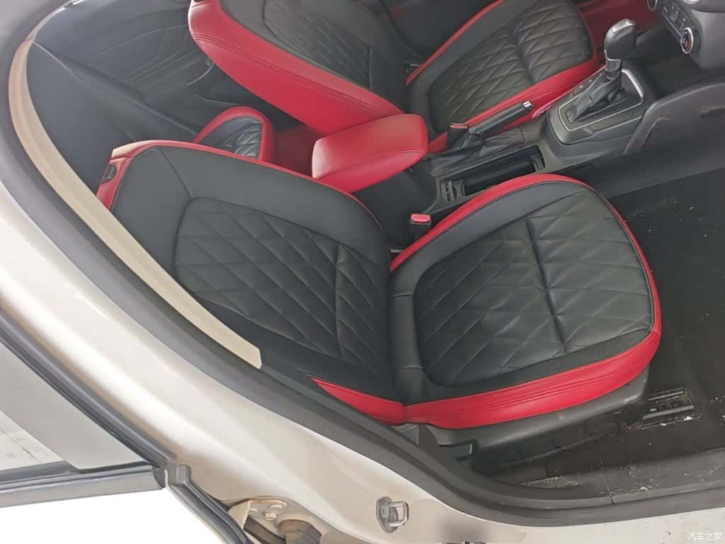 Ford Focus, 2020 25