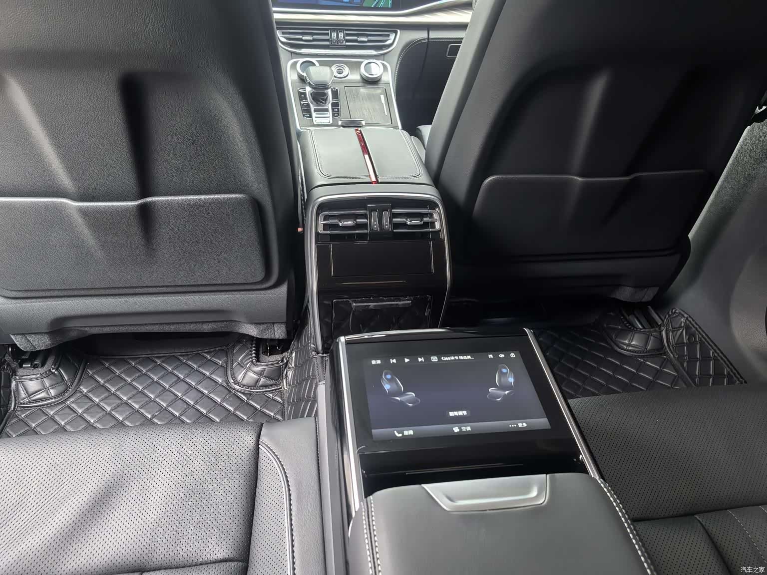 Hongqi H9, 2023 6