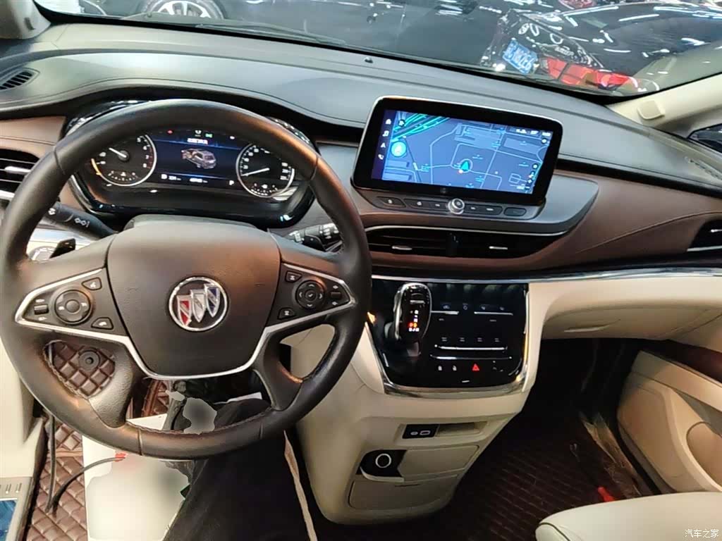 Buick GL8, 2022 10