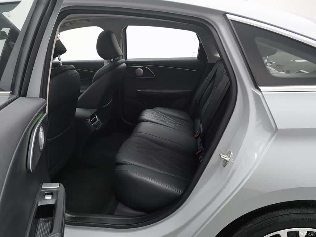 Chery A8L, 2024 15