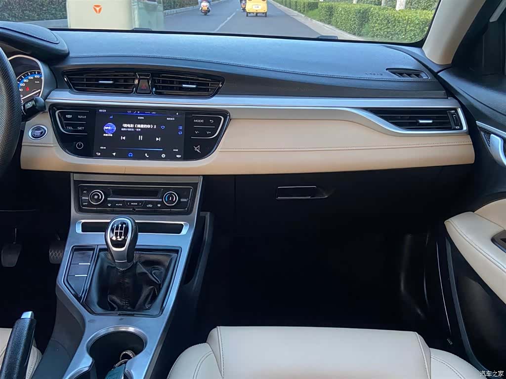 Geely Emgrand, 2018 6