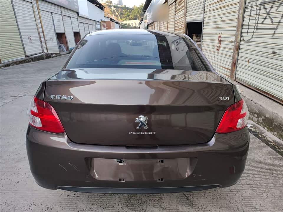 Peugeot 301