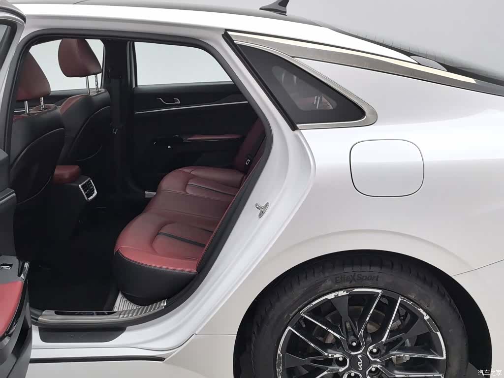 Kia K5, 2021 15