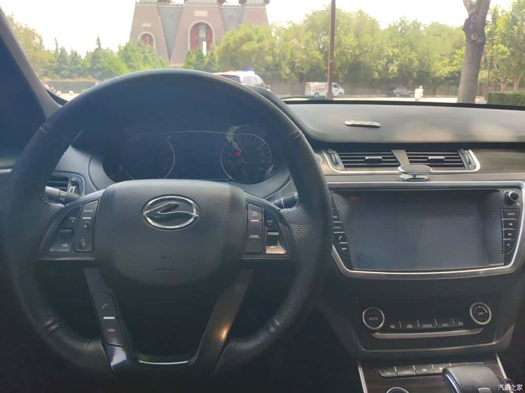 Landwind X7, 2016 3