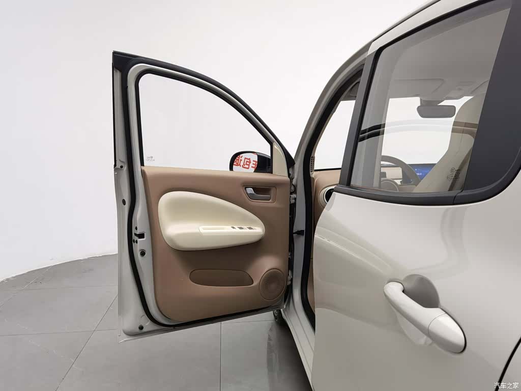 Wuling MINIEV, 2025 8
