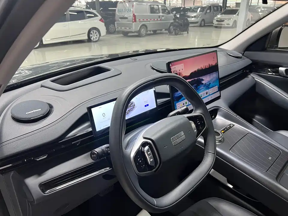 Geely Galaxy Galaxy E5