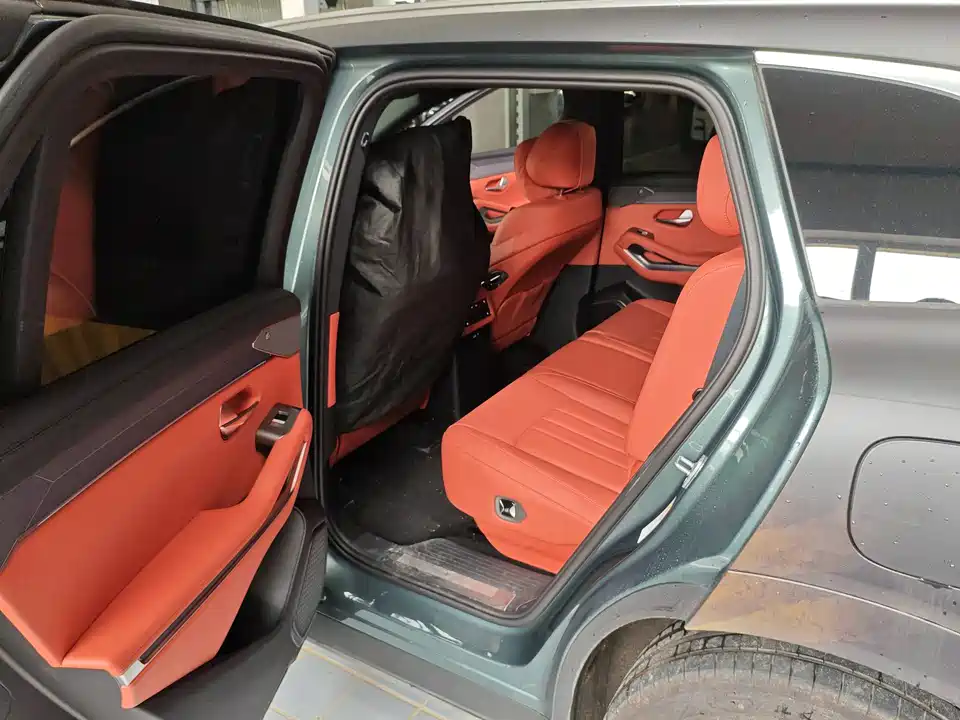 BYD Tang L