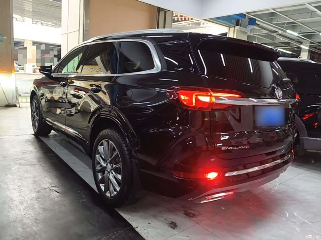 Buick Enclave, 2023 все фото