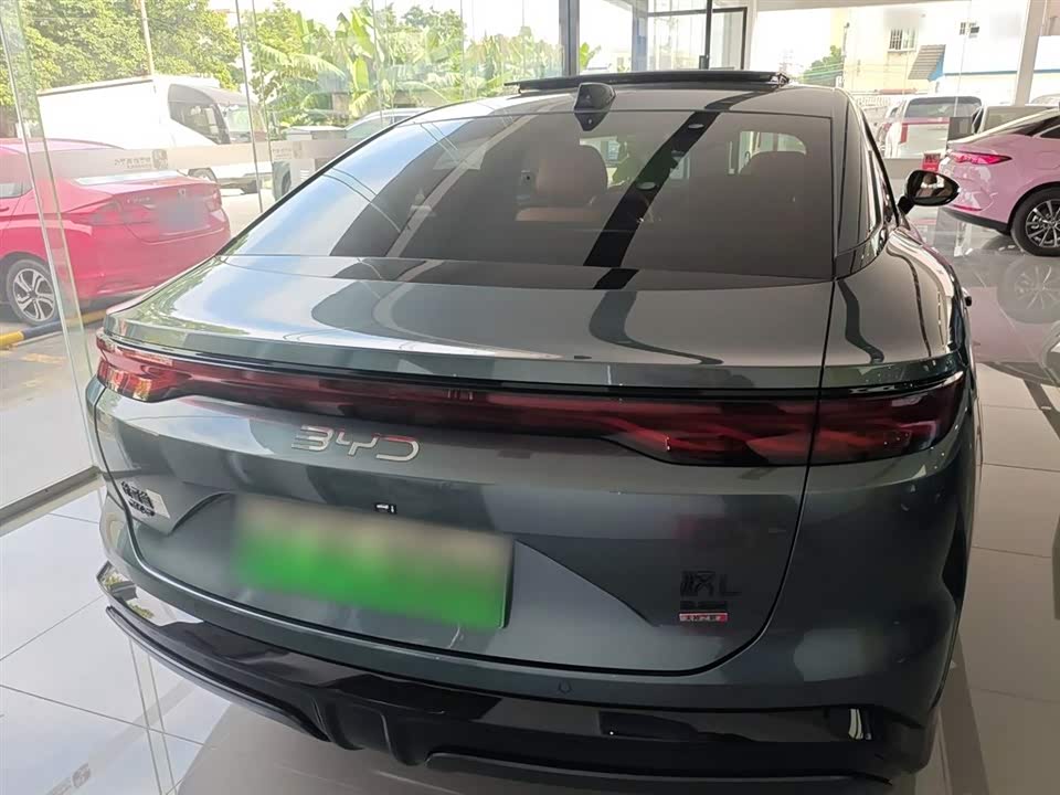 BYD Han L