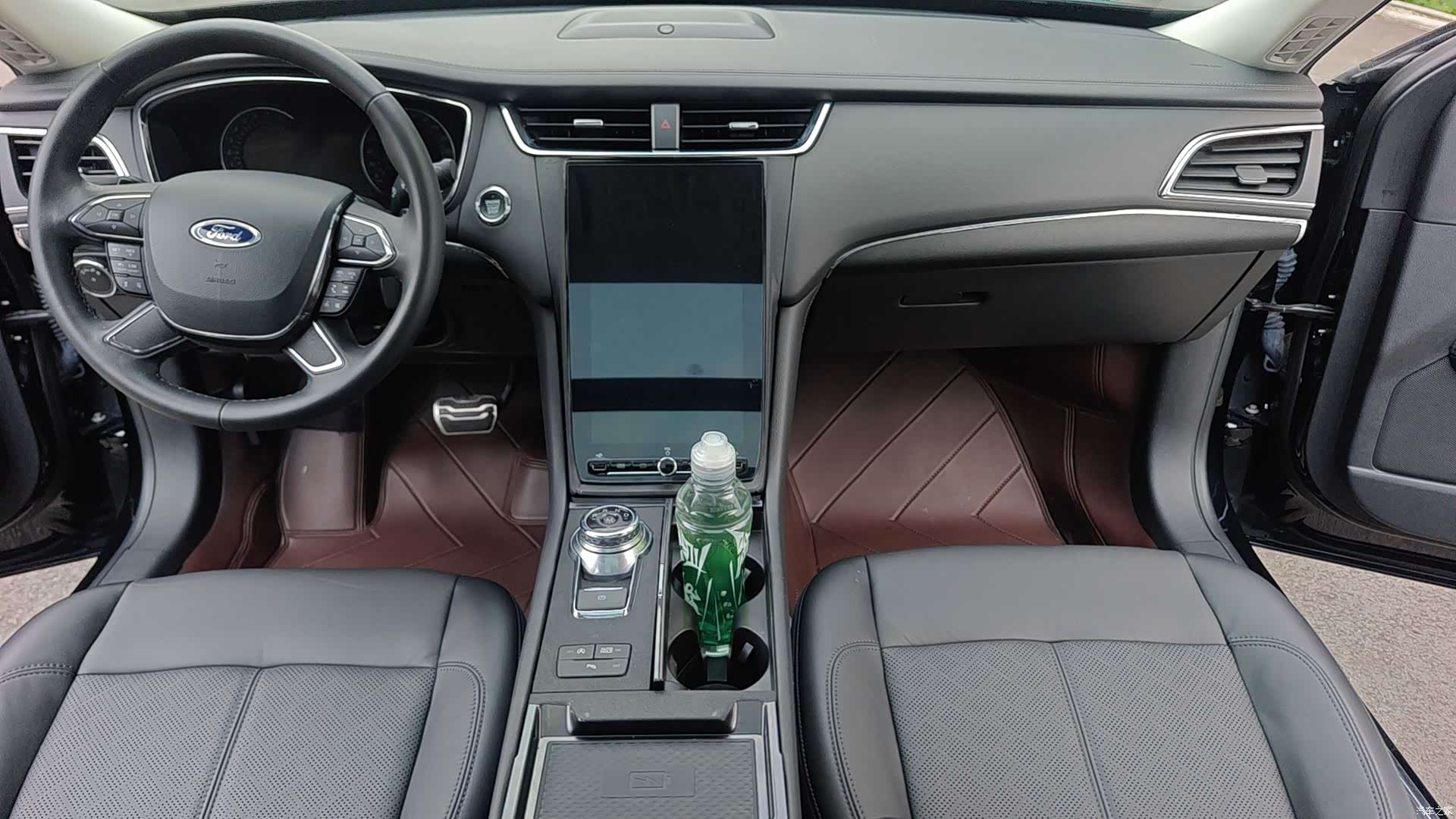 Ford Taurus, 2022 8