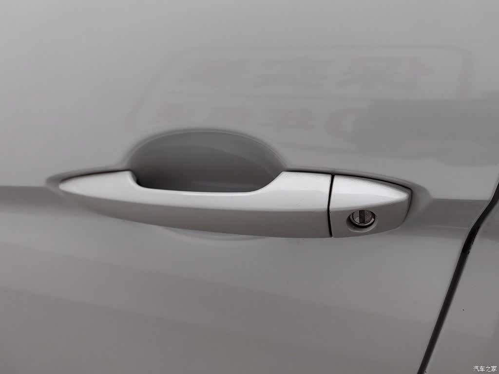Mitsubishi V, 2019 18