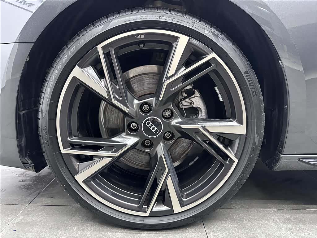 Audi A4L, 2024 14