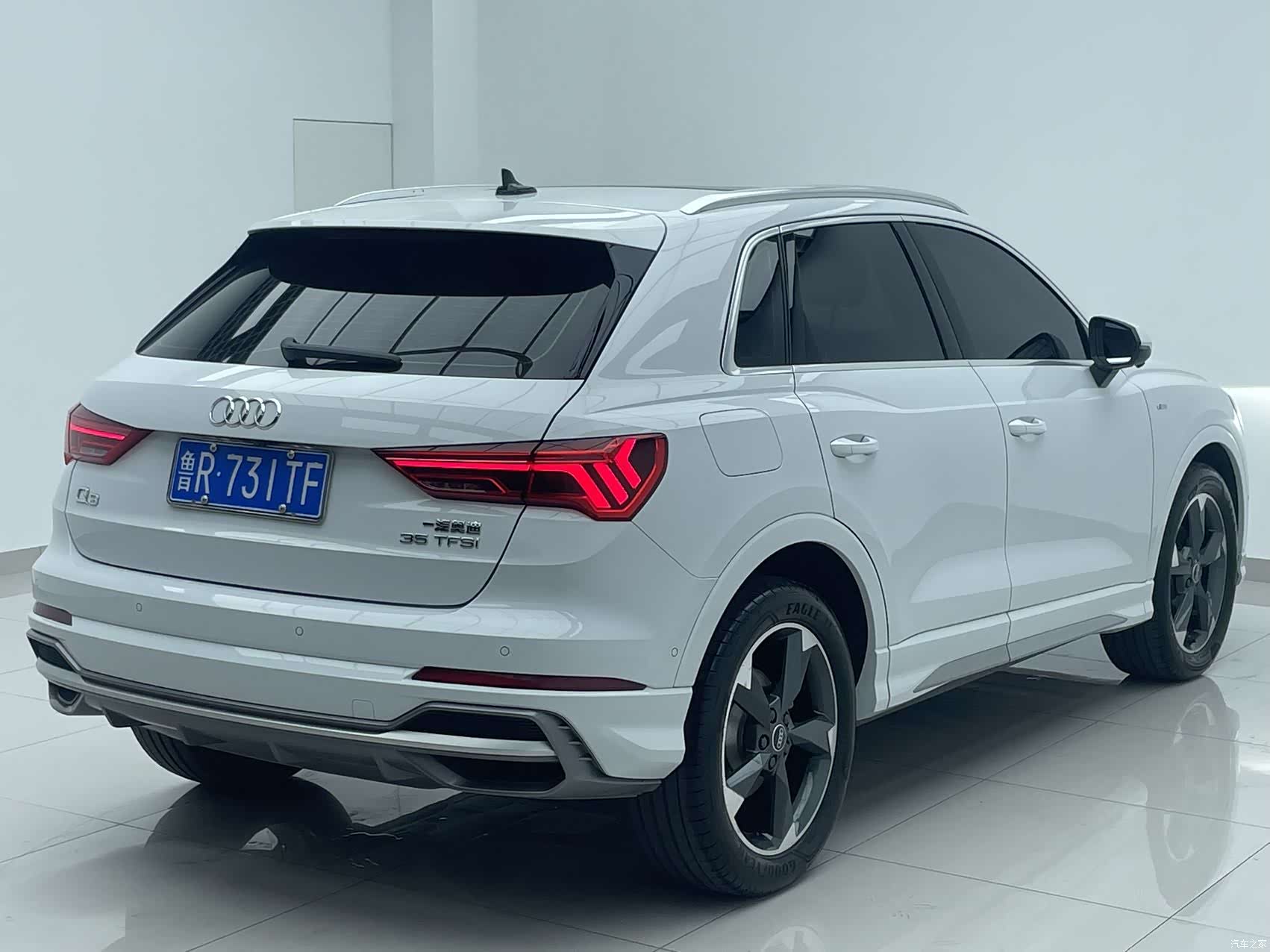 Audi Q3, 2023 3