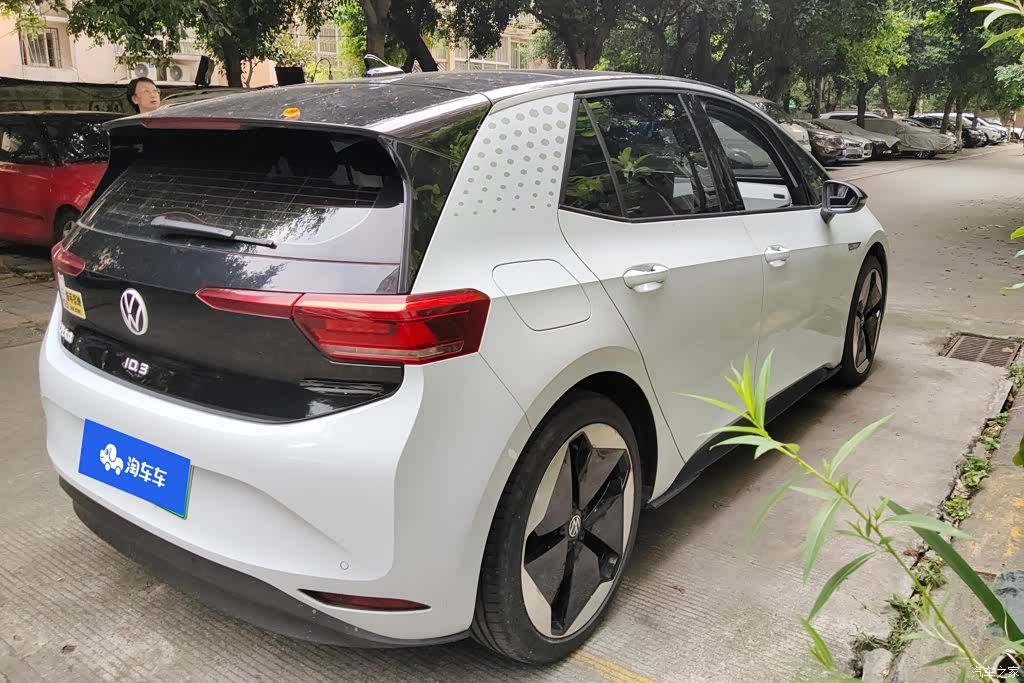 Volkswagen ID.3, 2022 3