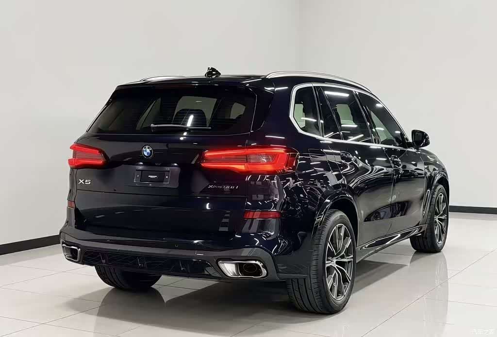 BMW X5, 2023 9