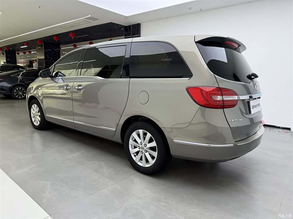 Buick GL8, 2020 7