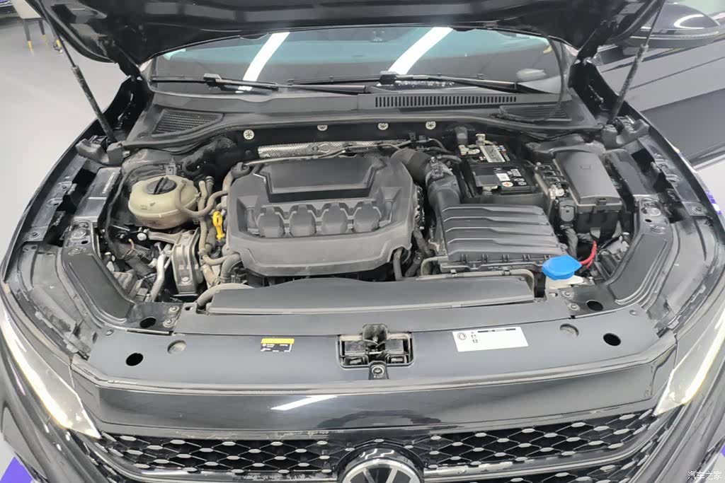 Volkswagen Passat, 2023 10