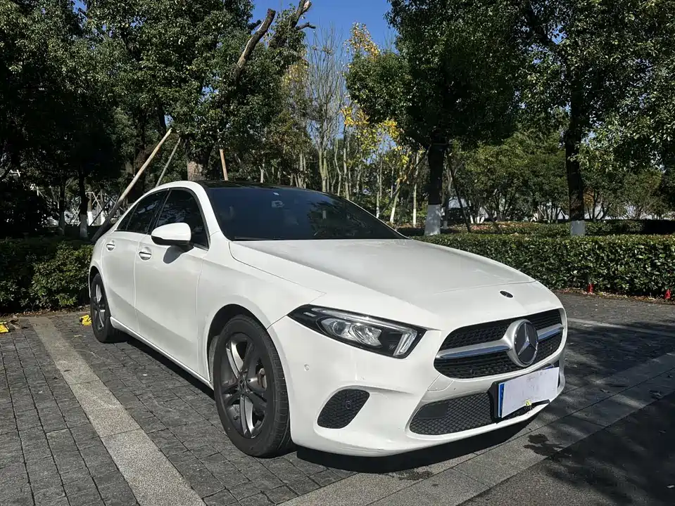 Mercedes-Benz Class A Mercedes-Benz Class A