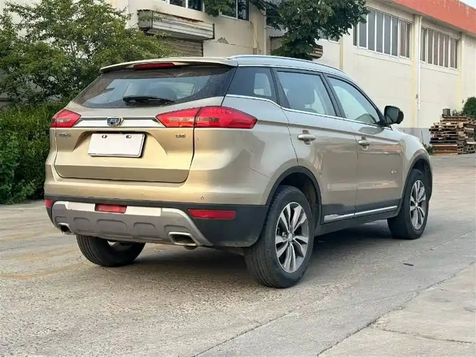 Geely Atlas