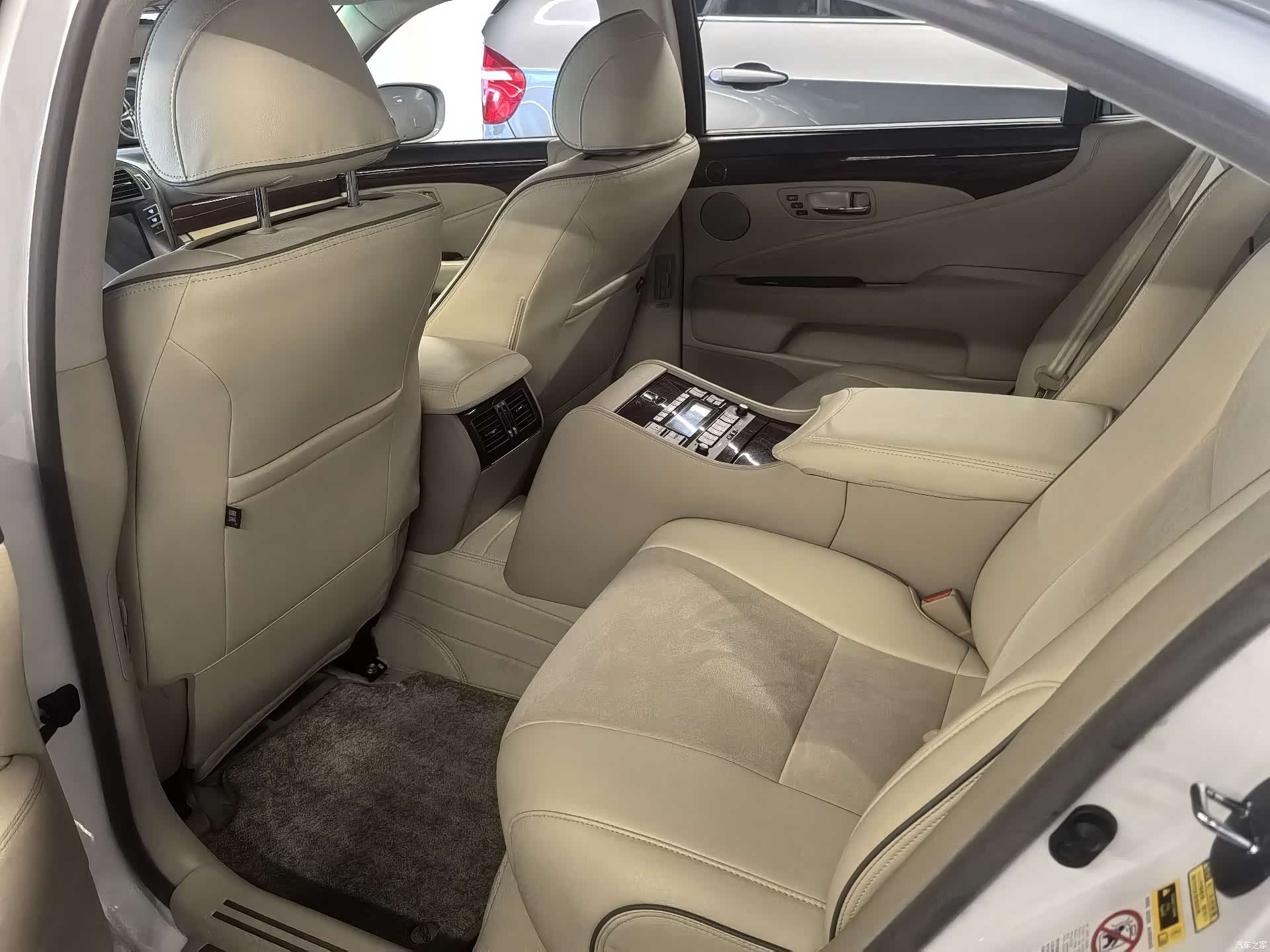Lexus LS, 2007 8