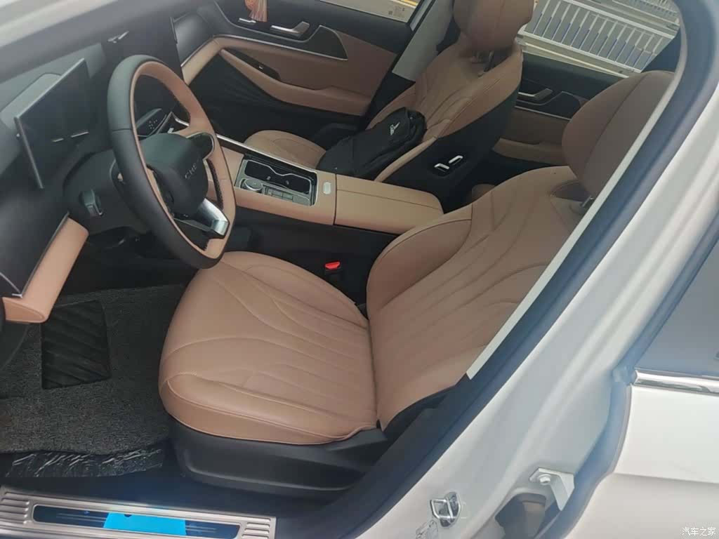 Chery Tiggo 8, 2024 15