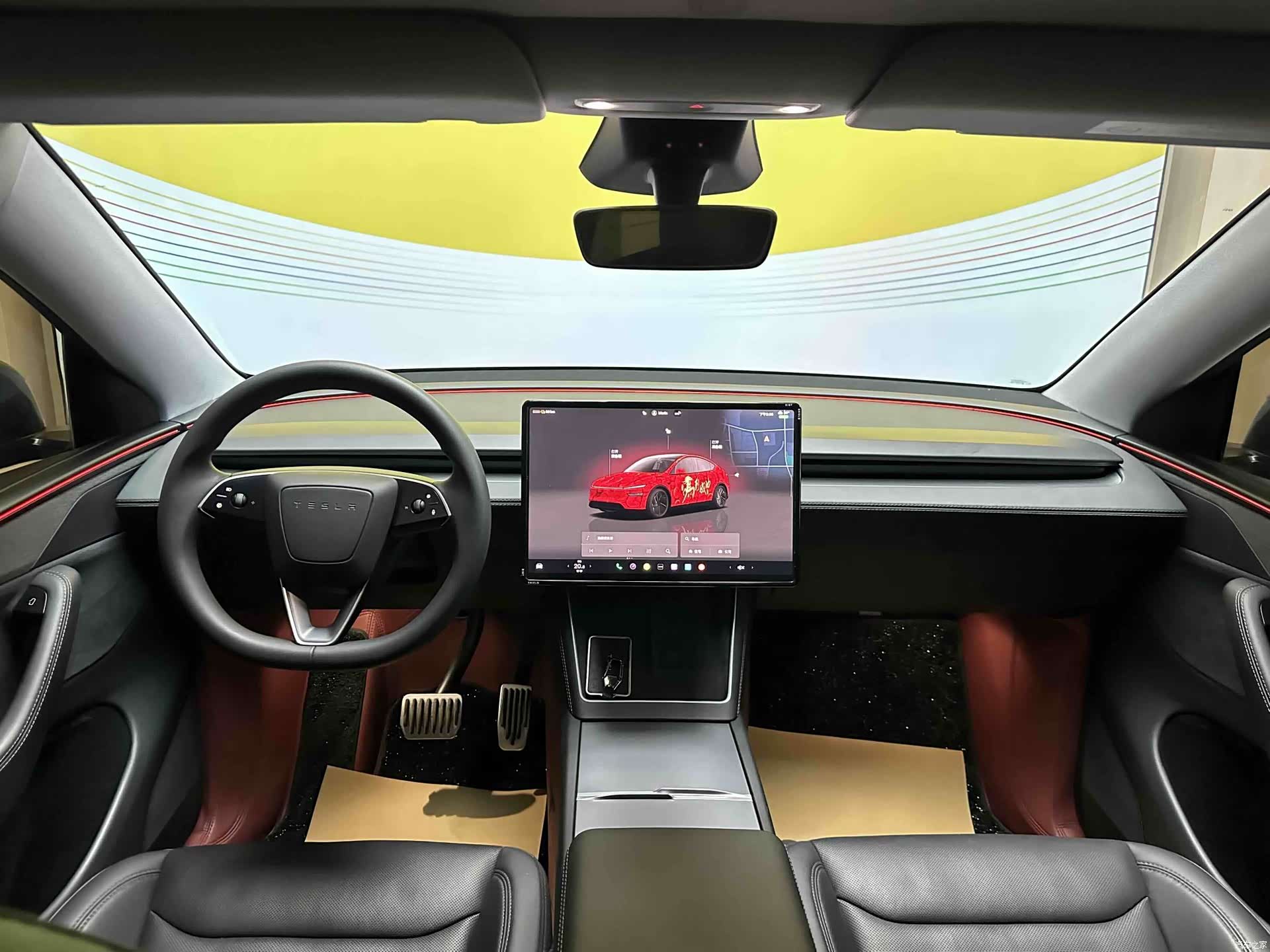 Tesla Model Y, 2025 9